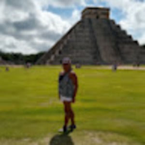 Meet your Posher, Flora